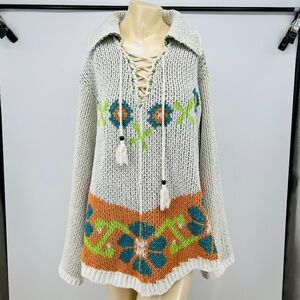 POL V-Neck Floral Pattern Chenille Knit Sweater L Lace Up Neckline Tassels Boho